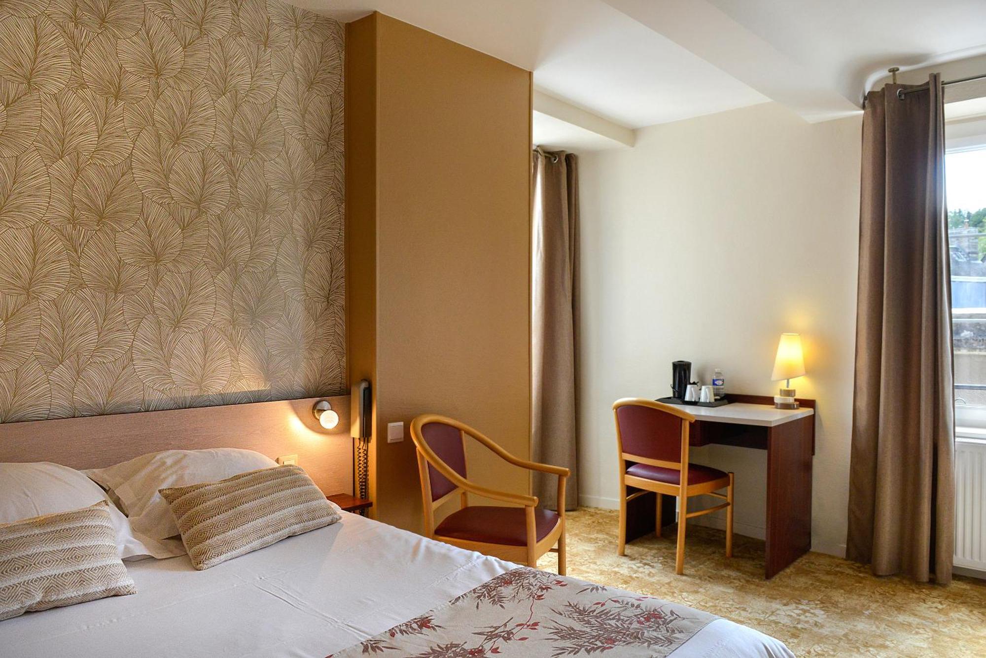 Logis Hotel Spa Restaurant Au Site Normand Clécy Eksteriør billede