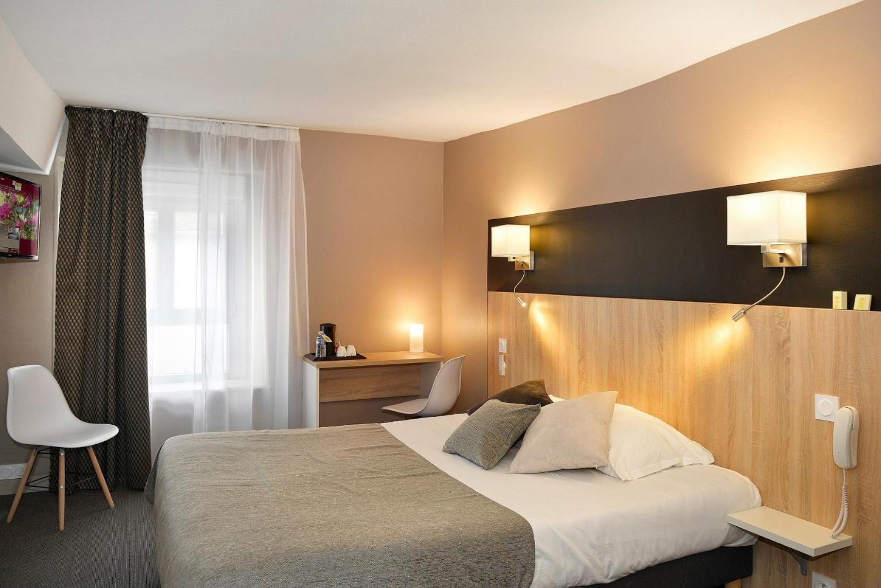 Logis Hotel Spa Restaurant Au Site Normand Clécy Eksteriør billede