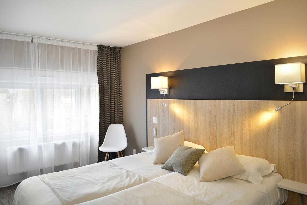 Logis Hotel Spa Restaurant Au Site Normand Clécy Eksteriør billede