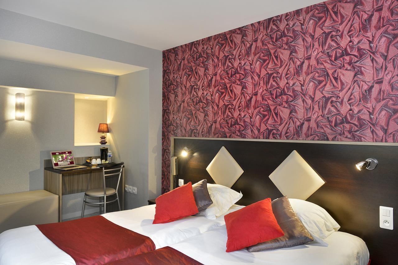 Logis Hotel Spa Restaurant Au Site Normand Clécy Eksteriør billede