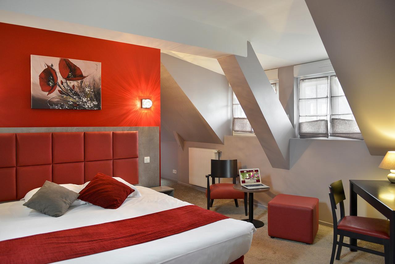 Logis Hotel Spa Restaurant Au Site Normand Clécy Eksteriør billede